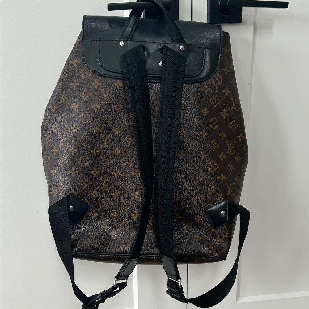 100% Authentic Louis Vuitton Brown Monogram Backpack with Black Leather Flap - Picture 3 of 15
